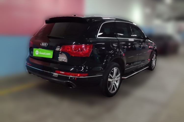 Used Audi Q7  Rear Right 45 Deg