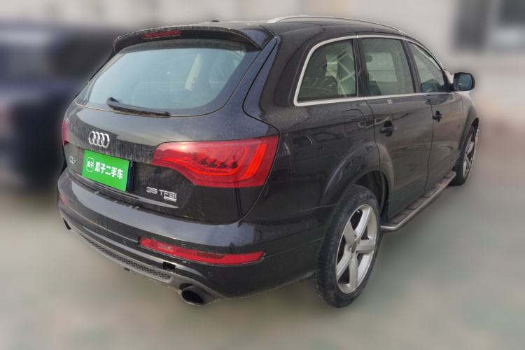 Used Audi Q7 2014 35 TFSI Sport Edition Rear Right 45 Deg