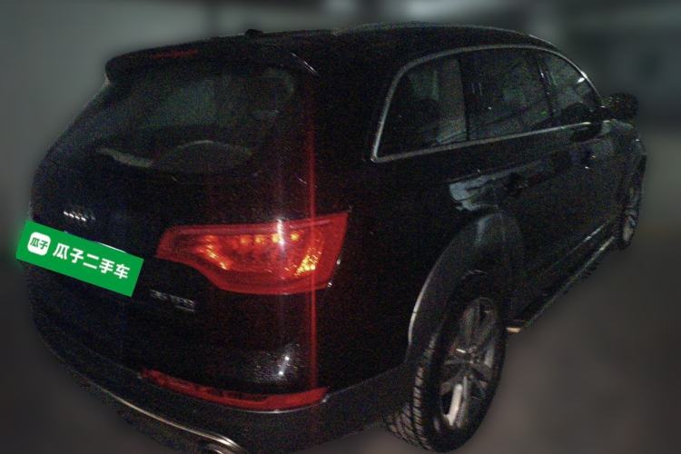 Used Audi Q7 2014 35 TFSI Off-road Model Rear Right 45 Deg