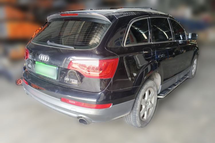 Used Audi Q7 2014 35 TFSI Ambition Edition Rear Right 45 Deg