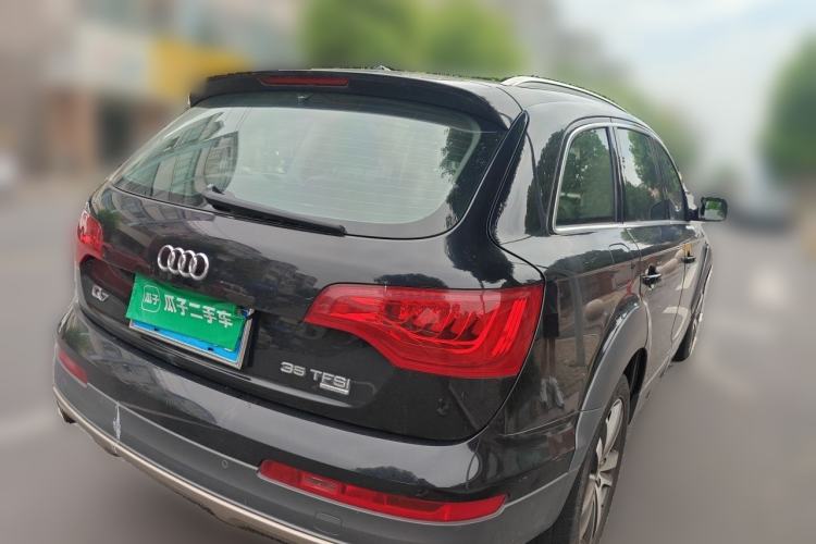 Used Audi Q7 2014 35 TFSI Off-road Model Rear Right 45 Deg