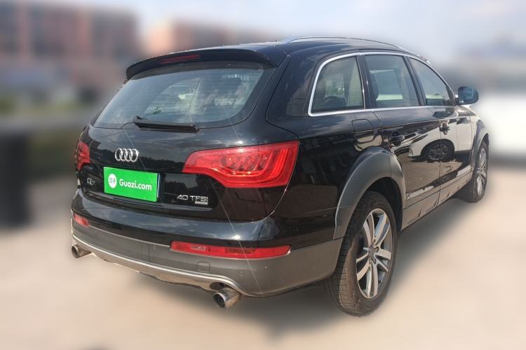 Used Audi Q7 2014 40 TFSI off-road version Rear Right 45 Deg