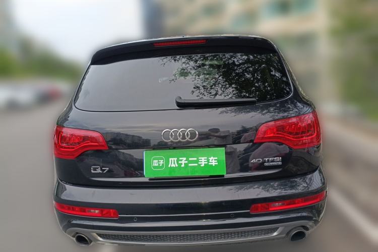 Used Audi Q7  Rear