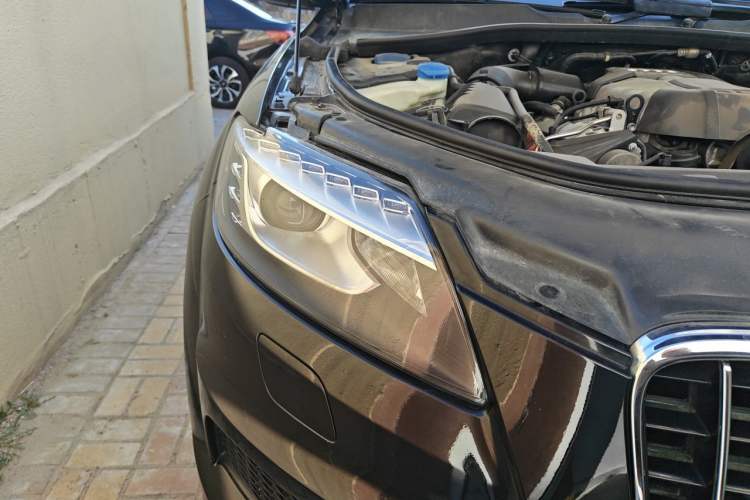 Used Audi Q7 2014 35 TFSI Sport Edition Right Front Headlight