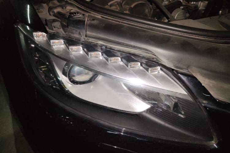 Used Audi Q7 2014 35 TFSI Sport Edition Right Front Headlight