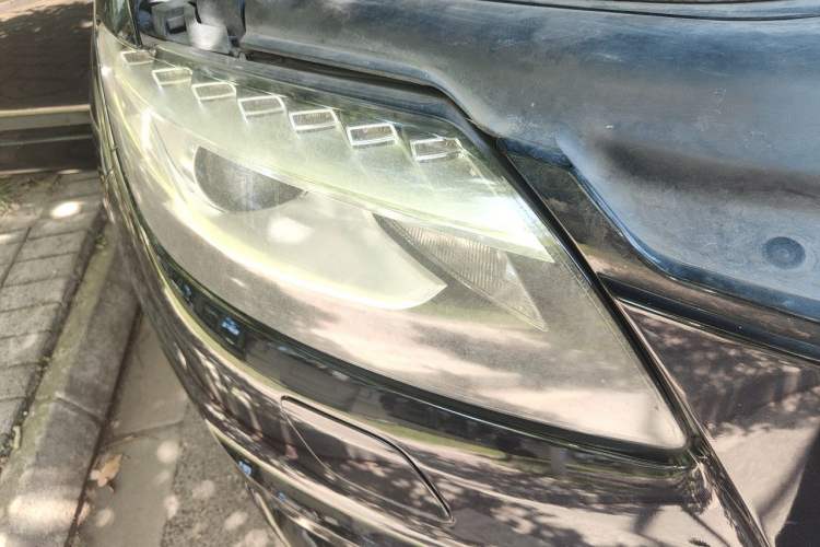 Used Audi Q7 2014 40 TFSI Sport Edition Right Front Headlight