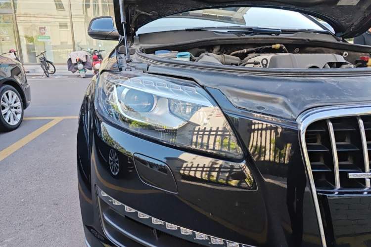 Used Audi Q7 2014 35 TFSI Ambition Edition Right Front Headlight