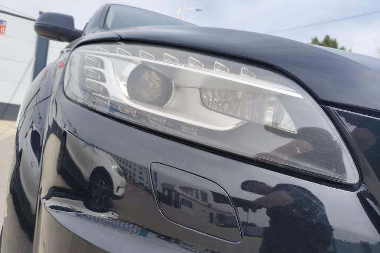 Used Audi Q7 2014 35 TFSI Sport Edition Right Front Headlight