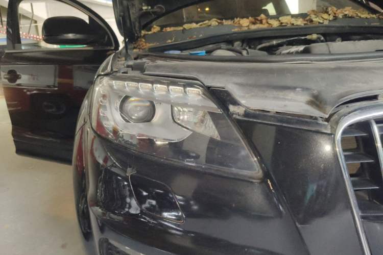 Used Audi Q7 2014 35 TFSI Sport Edition Right Front Headlight