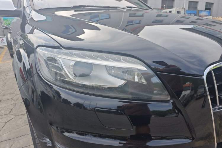 Used Audi Q7 2014 35 TDI Sport Edition Right Front Headlight