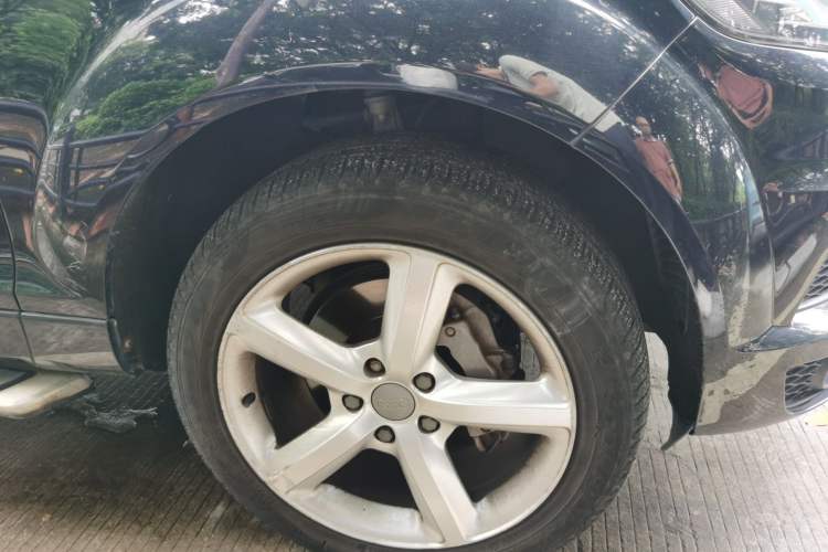 Used Audi Q7 2014 35 TFSI Sport Edition Right Front Wheel Hub