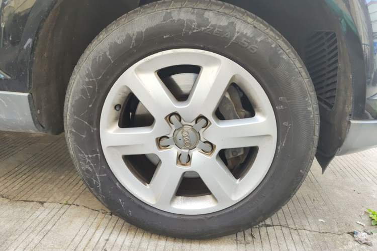 Used Audi Q7 2014 35 TFSI Ambition Edition Right Front Wheel Hub
