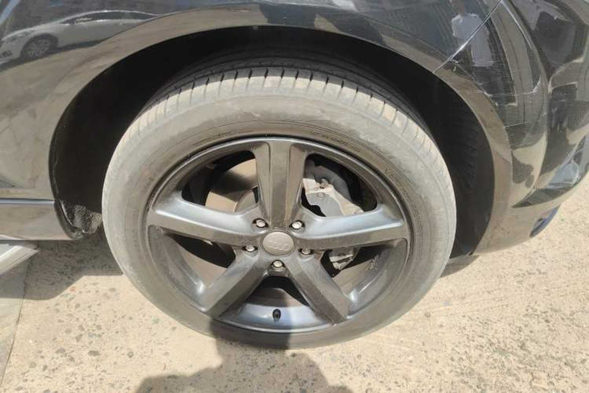 Used Audi Q7 2014 35 TFSI Sport Edition Right Front Wheel Hub