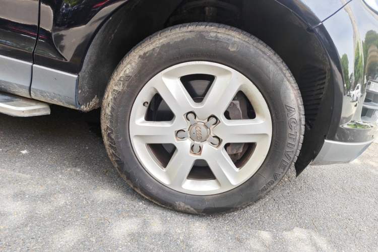 Used Audi Q7 2014 35 TFSI Ambition Edition Right Front Wheel Hub