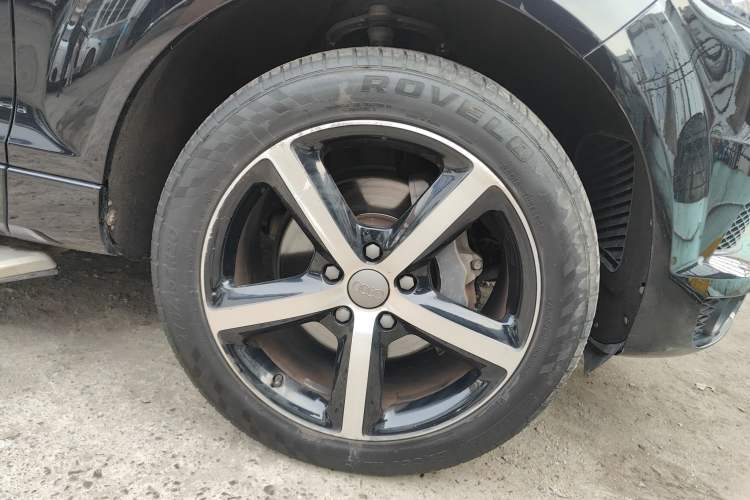 Used Audi Q7 2014 35 TFSI Sport Edition Right Front Wheel Hub