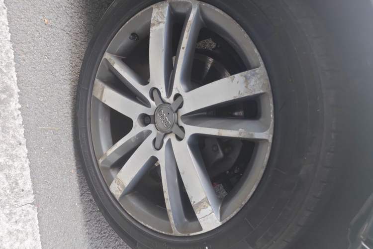 Used Audi Q7 2014 35 TFSI Off-road Model Right Front Wheel Hub