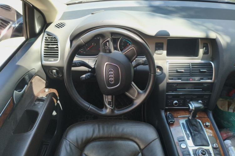 Used Audi Q7  Steering Wheel