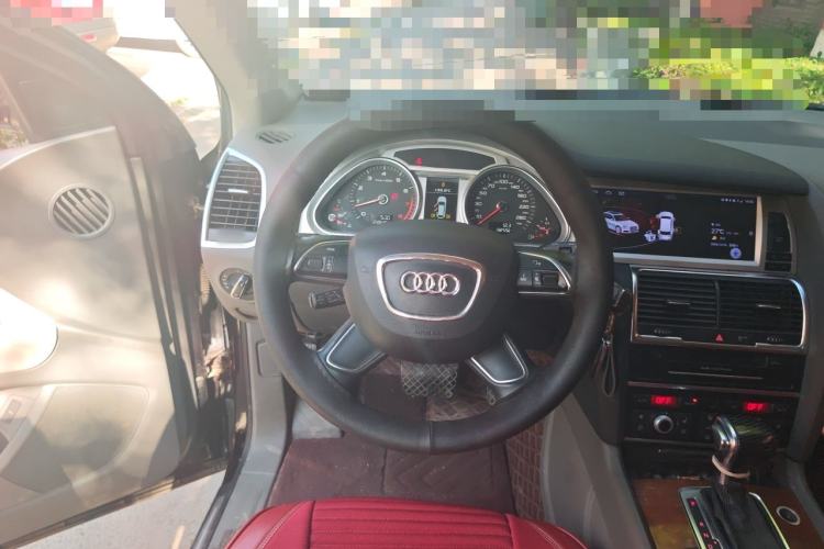 Used Audi Q7 2014 35 TFSI Ambition Edition Steering Wheel