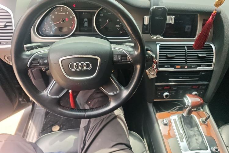 Used Audi Q7  Steering Wheel