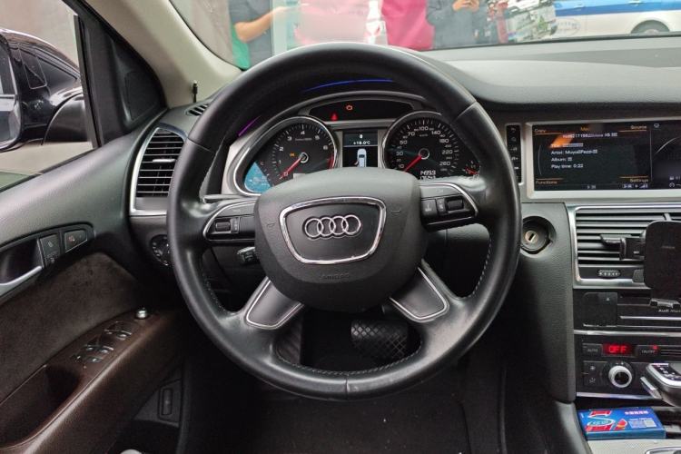 Used Audi Q7  Steering Wheel