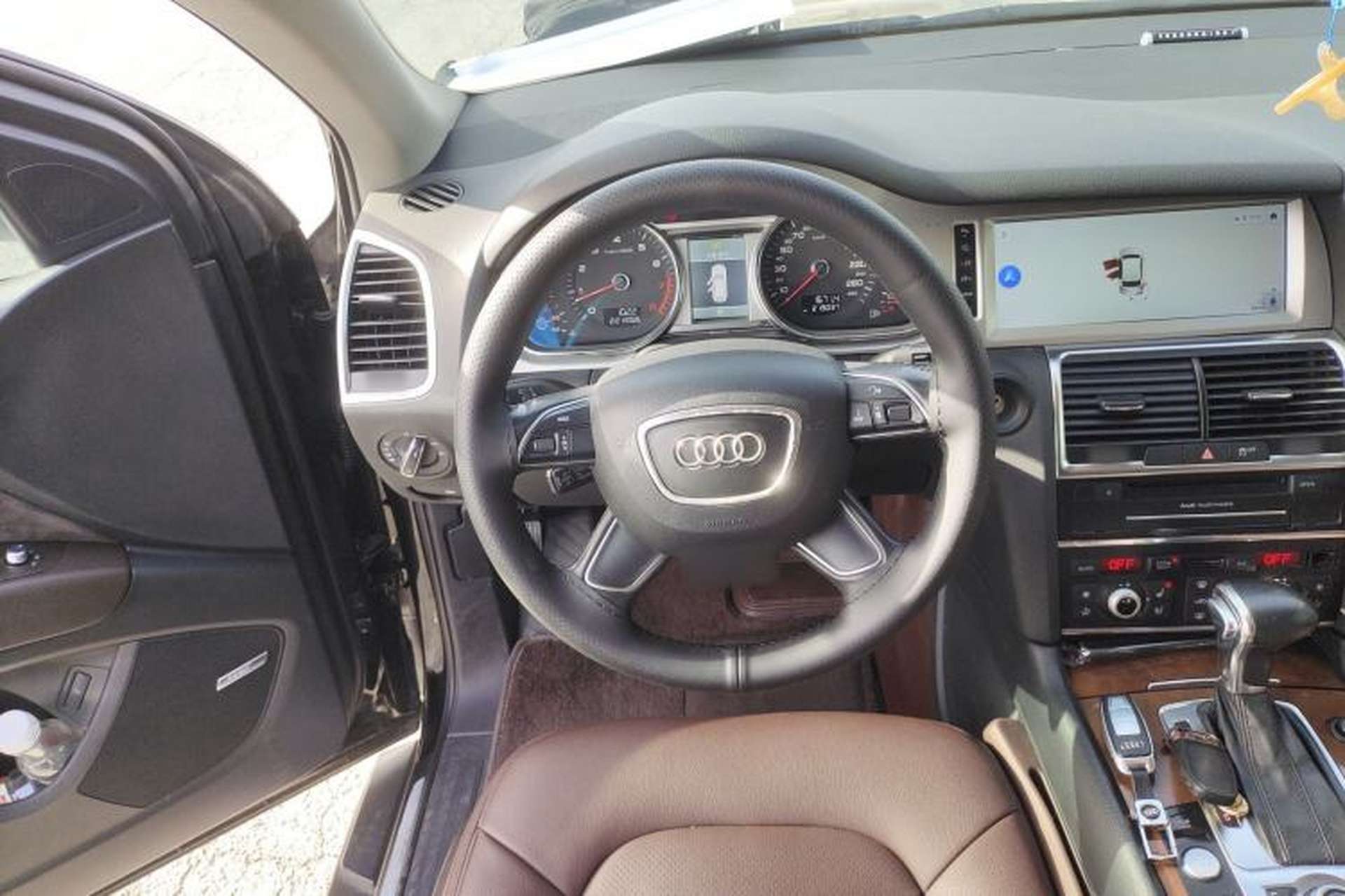 Used Audi Q7 2014 35 TFSI Sport Edition Steering Wheel