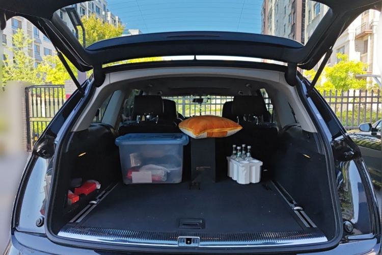 Used Audi Q7 2014 35 TFSI Ambition Edition Trunk