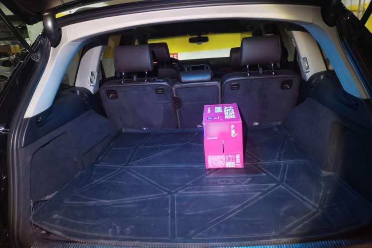 Used Audi Q7 2014 35 TDI Sport Edition Trunk