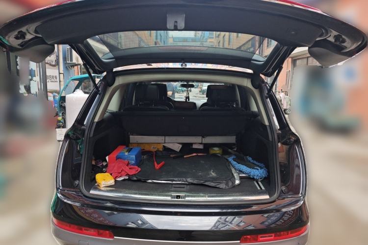 Used Audi Q7 2014 35 TFSI Ambition Edition Trunk