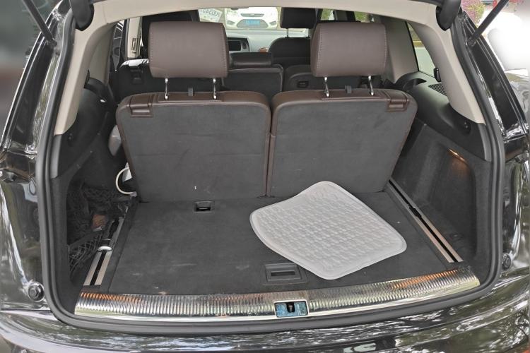 Used Audi Q7 2014 35 TFSI Ambition Edition Trunk