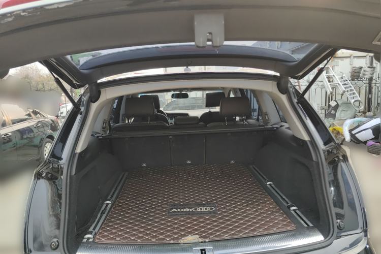 Used Audi Q7 2014 35 TFSI Sport Edition Trunk
