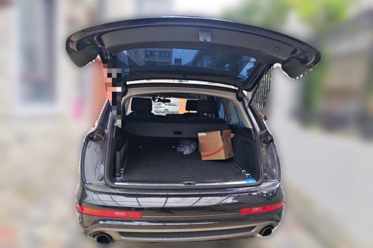 Used Audi Q7 2014 35 TDI Sport Edition Trunk