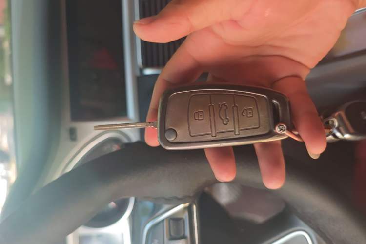 Used Audi Q7 2014 35 TFSI Ambition Edition Vehicle Key