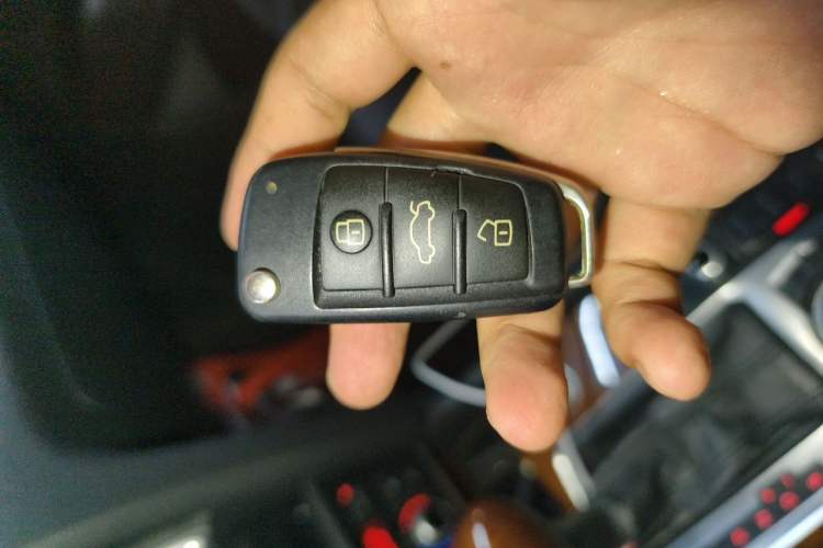 Used Audi Q7 2014 35 TFSI Off-road Model Vehicle Key