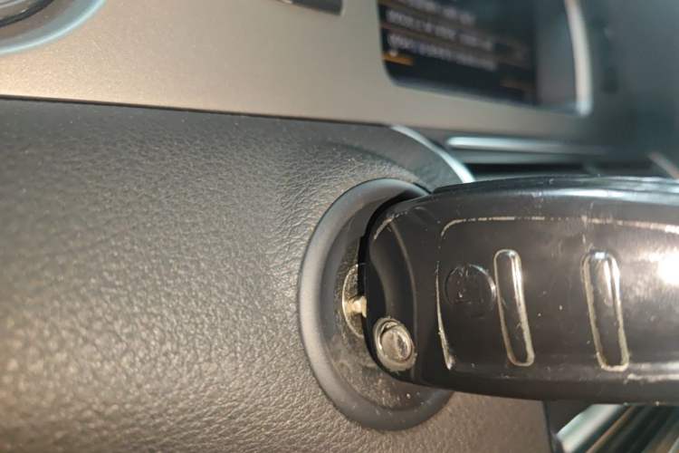 Used Audi Q7 2014 35 TFSI Sport Edition Vehicle Key