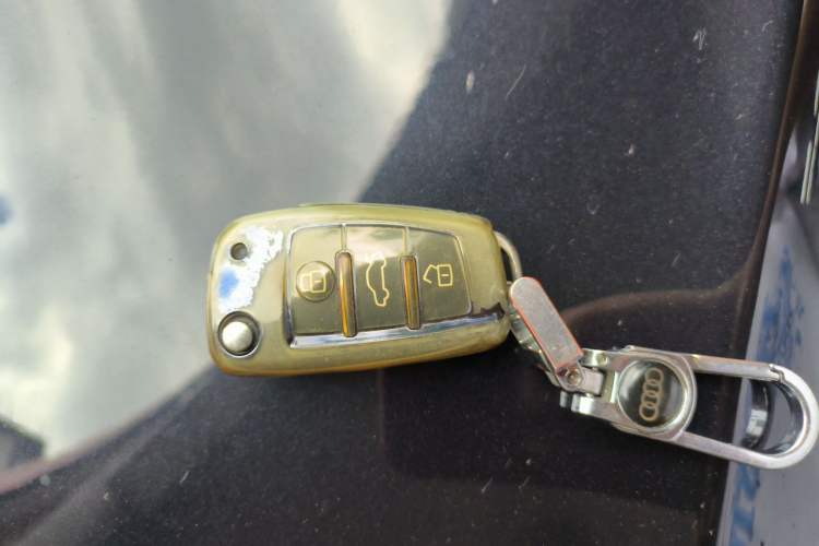 Used Audi Q7 2014 35 TFSI Ambition Edition Vehicle Key
