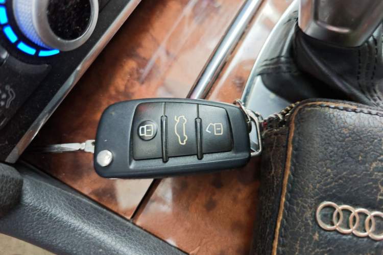 Used Audi Q7 2014 35 TFSI Sport Edition Vehicle Key