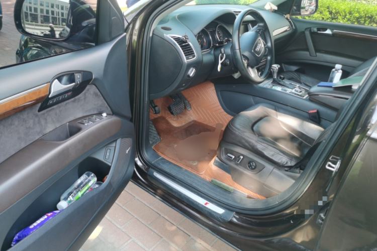 Used Audi Q7 2014 35 TFSI Sport Edition Driver Seat