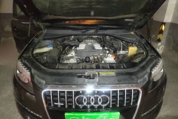 Used Audi Q7 2014 35 TFSI Ambition Edition Engine Bay