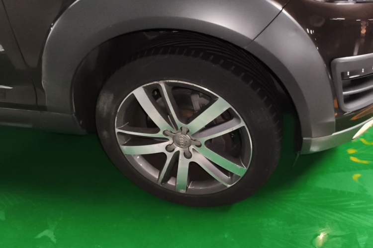Used Audi Q7 2014 35 TFSI Off-road Model Exterior 7