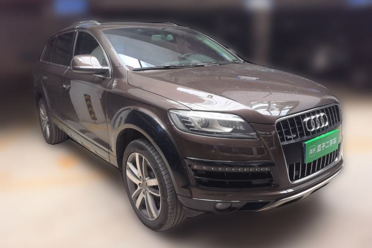 Used Audi Q7 2014 35 TFSI Off-road Model Front Right 45 Deg