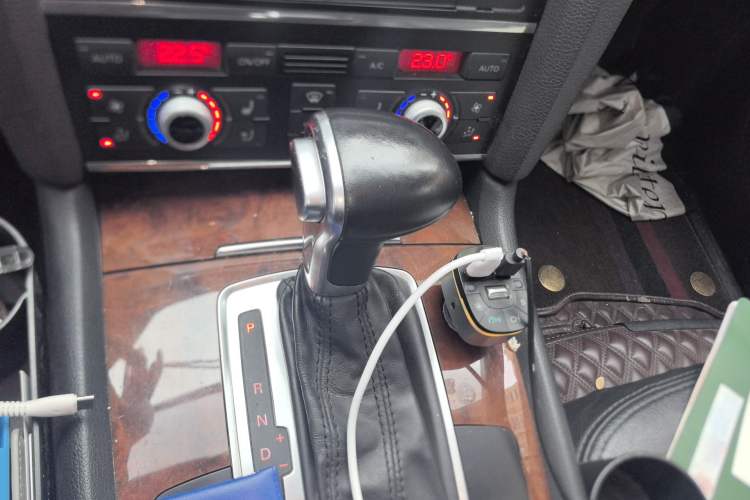 Used Audi Q7 2014 35 TFSI Ambition Edition Gear Lever