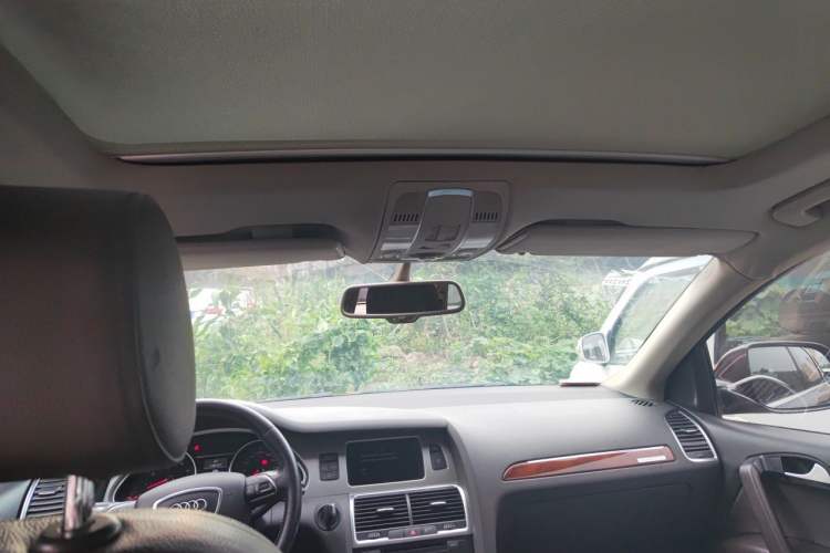Used Audi Q7 2014 35 TFSI Sport Edition Headliner