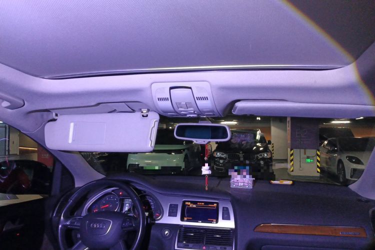 Used Audi Q7 2014 35 TFSI Ambition Edition Headliner