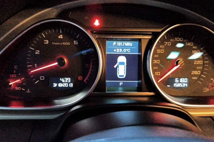 Used Audi Q7 2014 35 TFSI Sport Edition Instrument Cluster