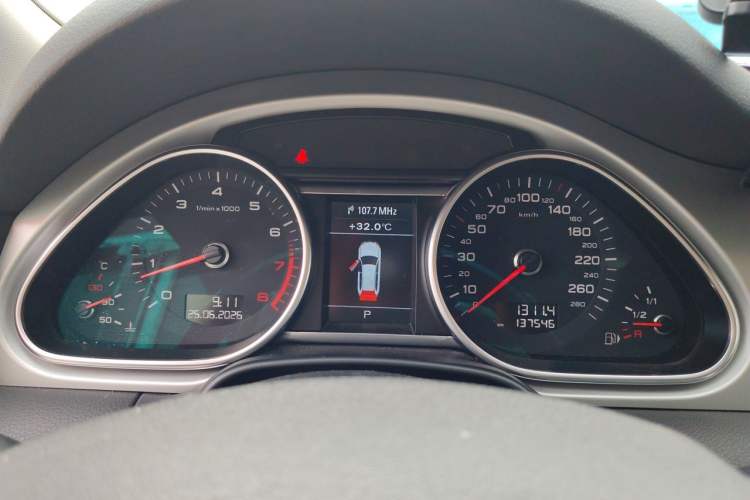Used Audi Q7 2014 35 TFSI Sport Edition Instrument Cluster