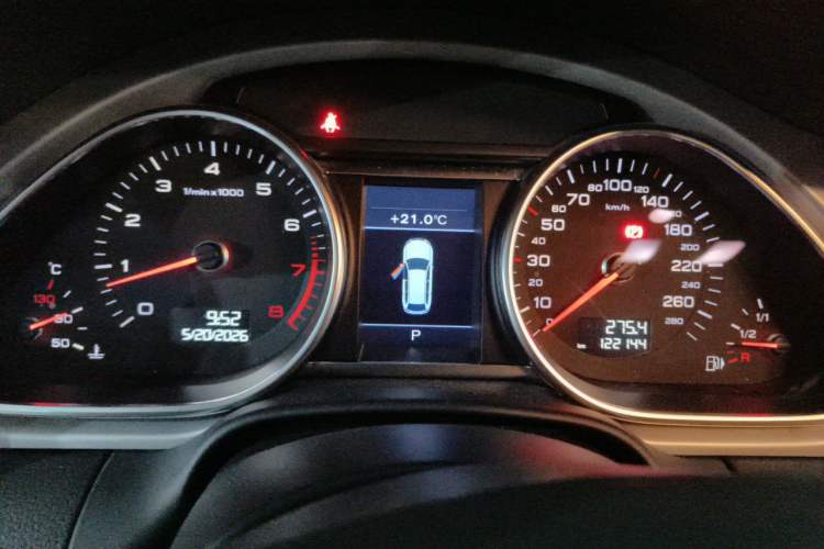 Used Audi Q7 2014 35 TFSI Ambition Edition Instrument Cluster