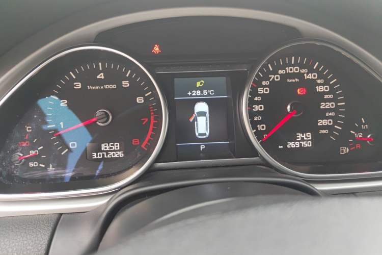 Used Audi Q7 2014 35 TFSI Sport Edition Instrument Cluster