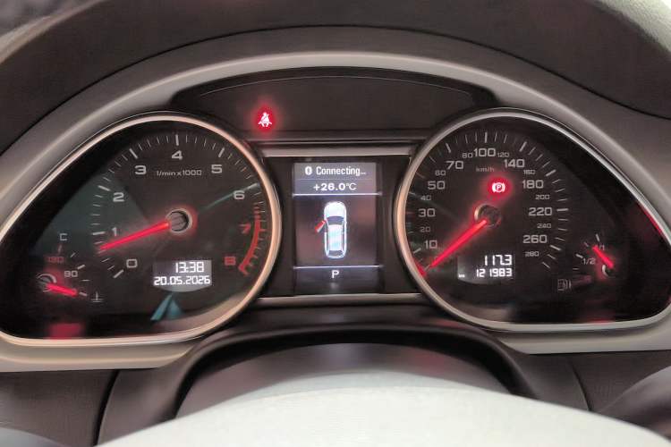 Used Audi Q7 2014 35 TFSI Off-road Model Instrument Cluster