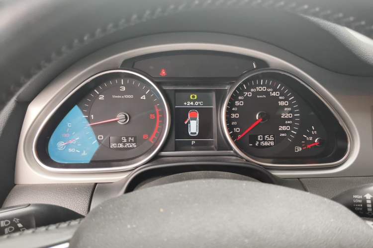 Used Audi Q7 2014 35 TDI Sport Edition Instrument Cluster