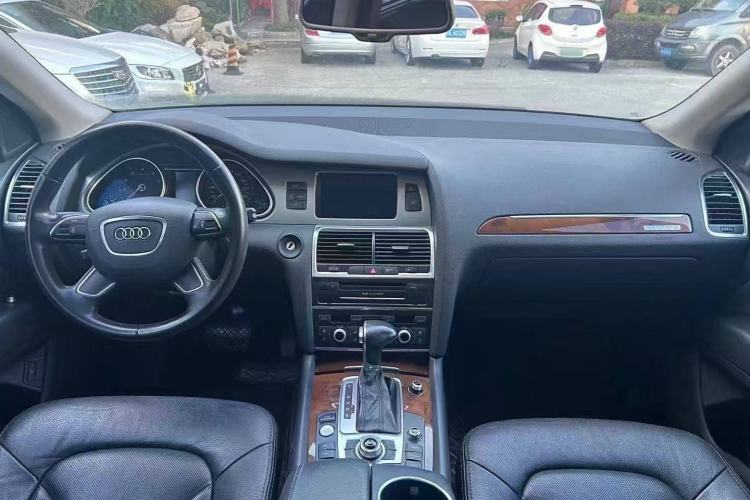 Used Audi Q7 2014 35 TFSI Ambition Edition Interior 1